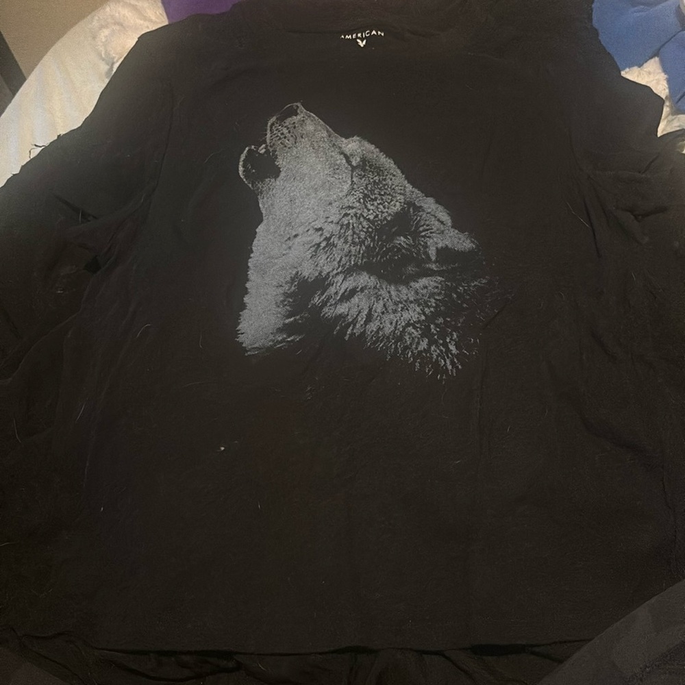 american eagle black cropped shirt
